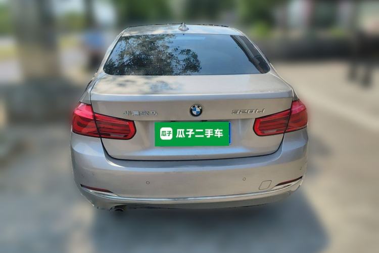 Used BMW 3 Series 2016 320Li Ambition Model
