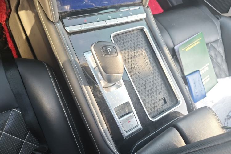Used Venucia Star 2020 260T Automatic 48V Mild Hybrid Turbocharged Starry Edition
