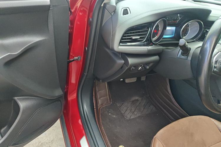 Used Buick Regal 2019 20T Elite Version China VI Standard Driver Seat