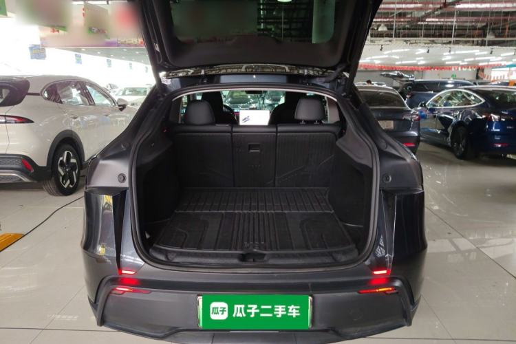 Used Tesla Model Y 2025 Long-Range All-Wheel Drive First Edition
