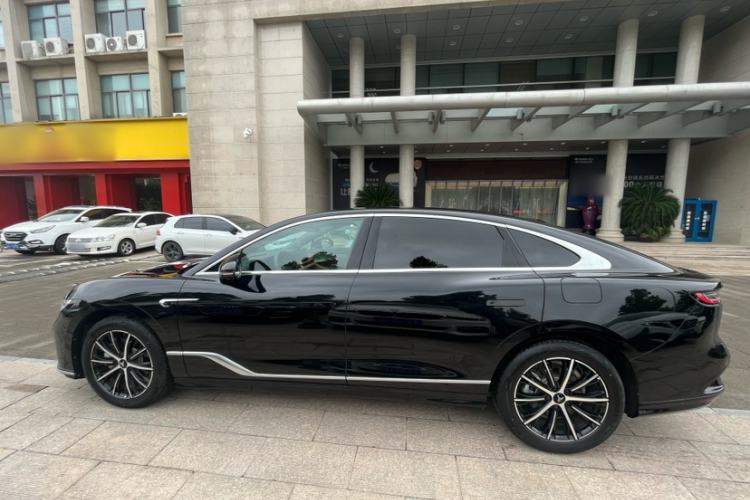 Used VOYAH PASSION 2024 PHEV Four-Wheel Drive Ultra-Long Range Executive Edition