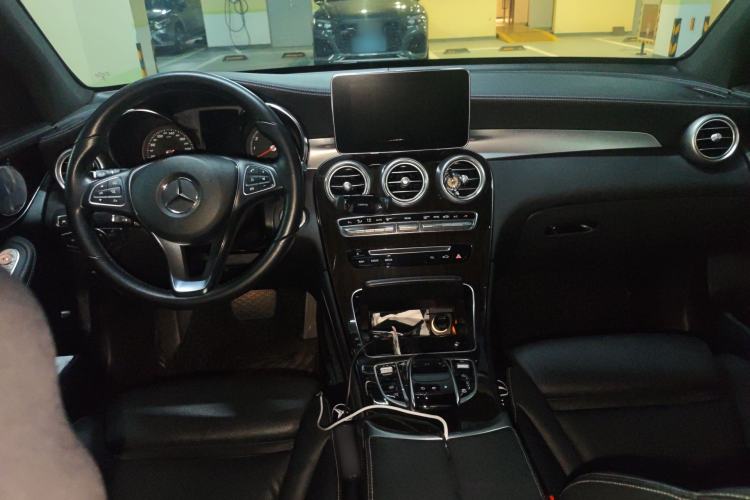 Used Mercedes-Benz GLC 2018 Facelift GLC 260 4MATIC Luxury Edition