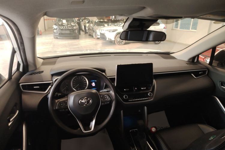 Used Toyota FRONTLANDER 2022 2.0L CVT Luxury PLUS Edition
