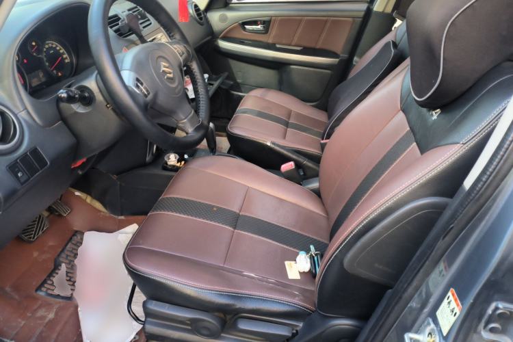 Used Suzuki SX4 2012 Ruiqi 1.8L Automatic Sport Model
