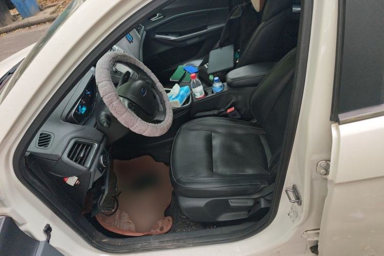 Used Ford Escort 2015 1.5L Automatic Fashion Model