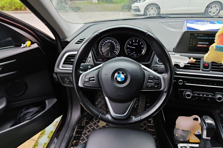 Used BMW 1 Series 2017 118i Sport Edition Steering Wheel