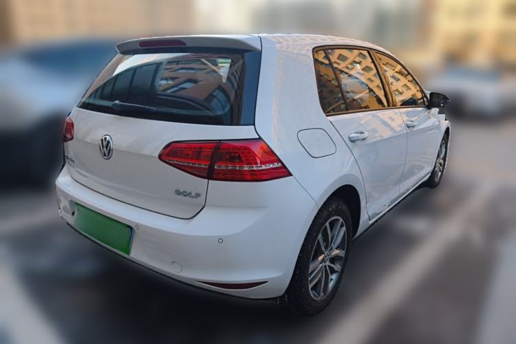 Used Volkswagen Golf 2016 1.6L Manual Fashion Edition