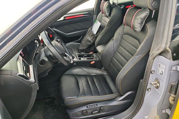 Used Volkswagen FAW-Volkswagen CC 2023 380TSI Striking Edition Left Front Seat