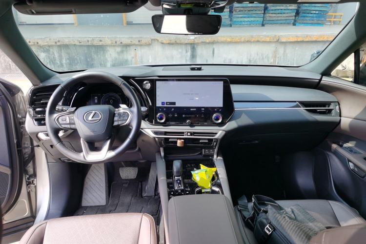 Used Lexus RX 2023 350h Two-Wheel Drive Comfort Edition