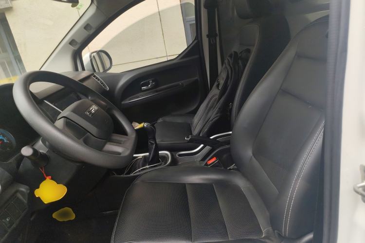 Used Jinbei Gold Hiace M Classic 2024 1.6L Travel Lion Van 2-Seater Left Rear Seat