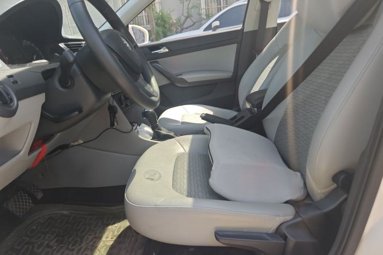 Used Skoda Rapid 2015 1.6L Automatic Smart Selection Model
