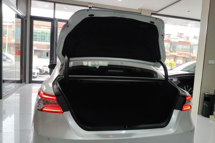 Used Toyota Camry 2021 2.0G Luxury Edition