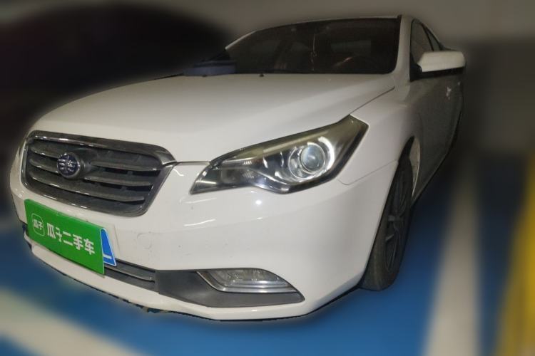 Used Bestune B50 2013 1.6L automatic luxury version