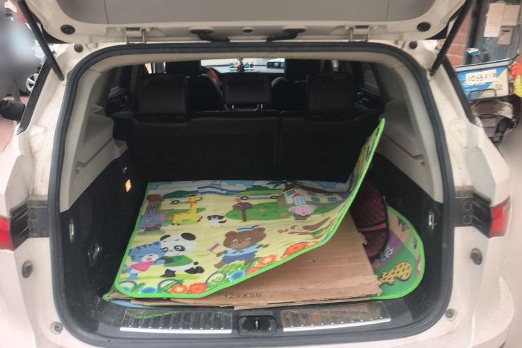 Used Zotye T700 2017 1.8T Dual-Clutch Luxury Model
