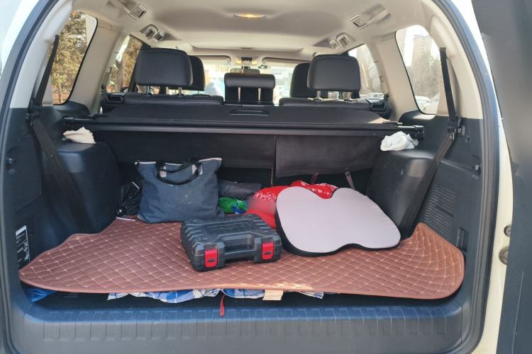 Used Toyota Prado 2016 2.7L Automatic Luxury Edition Trunk