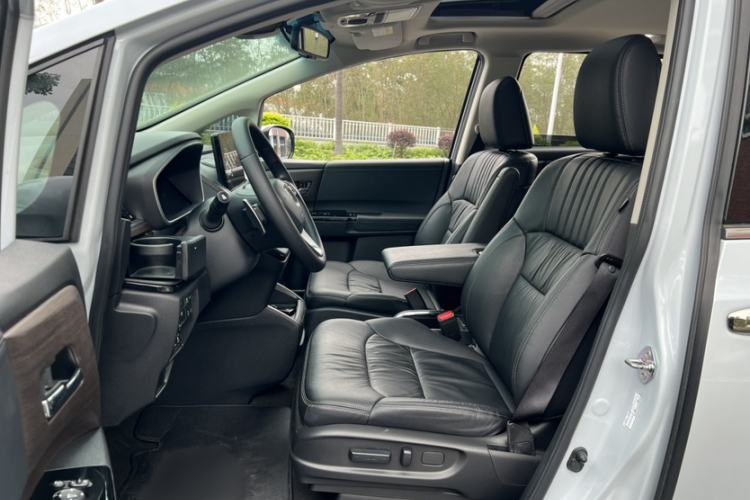 Used Honda Odyssey 2022 2.0L eHEV Sharp Supreme Edition
