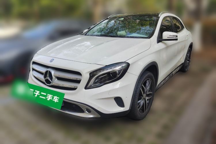 Used Mercedes-Benz GLA 2017 GLA 220 4MATIC Fashion Model