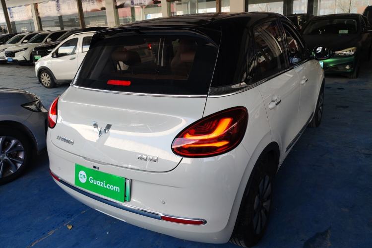 Used Wuling Bingo 2023 410 km Lingxi Deluxe Edition