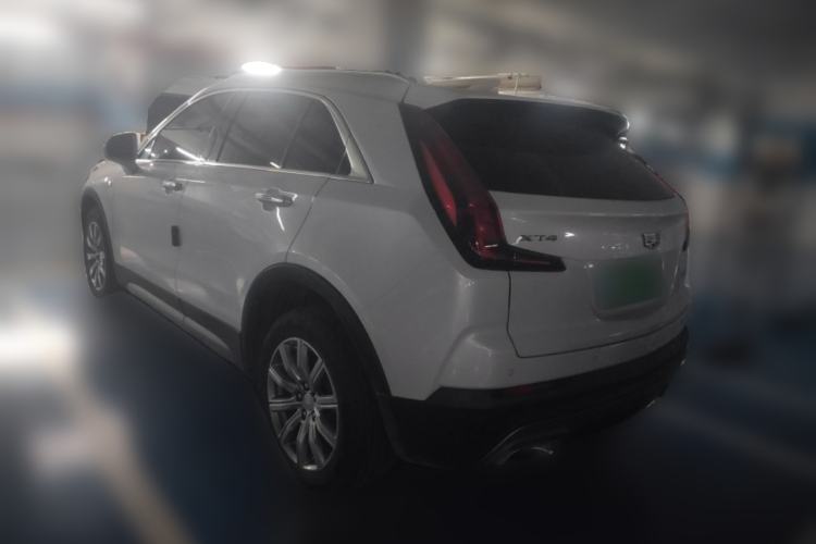 Used Cadillac XT4 2022 28T Two-Wheel-Drive Luxury Version
