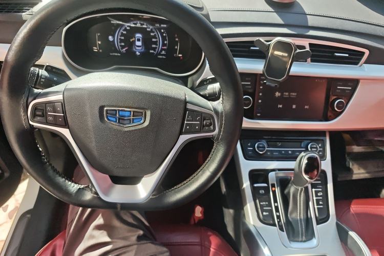 Used Geely Auto Emgrand X7 Sport 2018 1.8TD Automatic Two-Wheel Drive Smart Connect 4G Internet Edition
