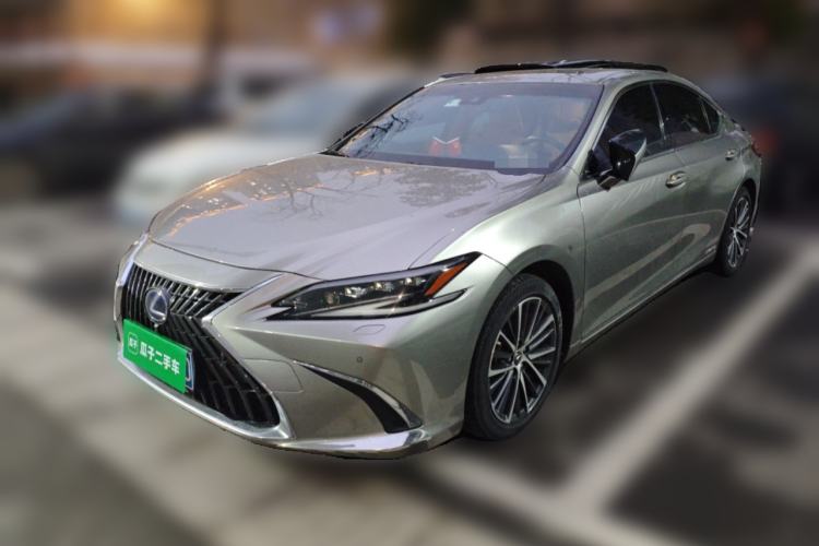 Used Lexus ES 2021 300h Deluxe Edition