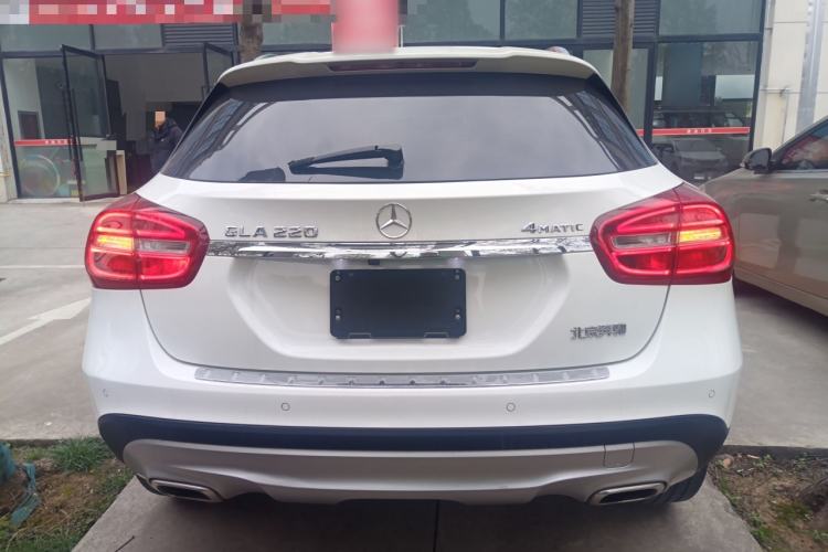 Used Mercedes-Benz GLA 2015 GLA 220 4MATIC Fashion Model
