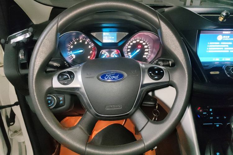 Used Ford Kuga 2015 1.5L GTDi Two-Wheel-Drive Comfort Model