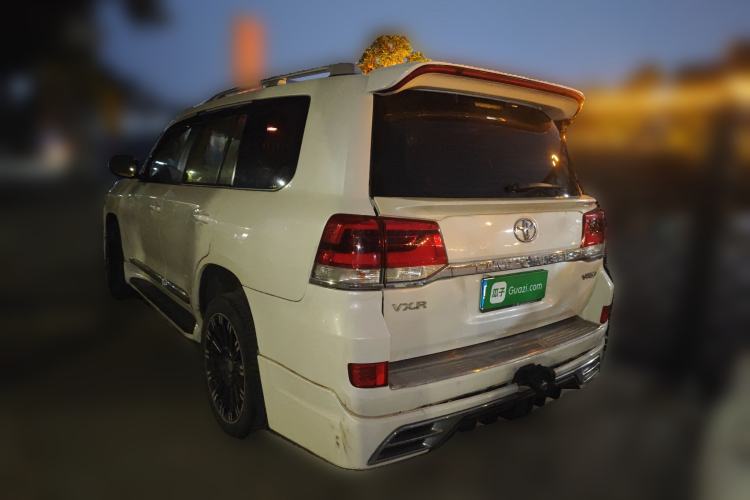 Used Toyota Land Cruiser 