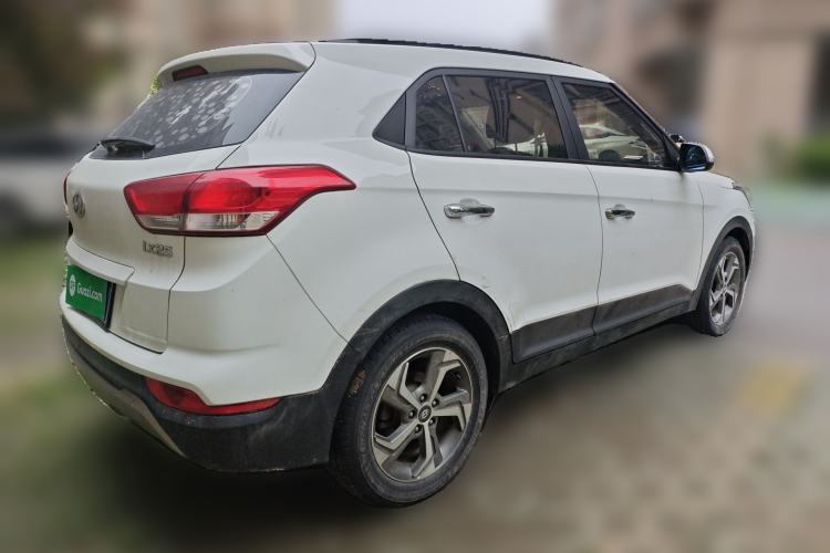 Used Hyundai ix25 2017 1.6L Automatic Smart Version Rear Right 45 Deg