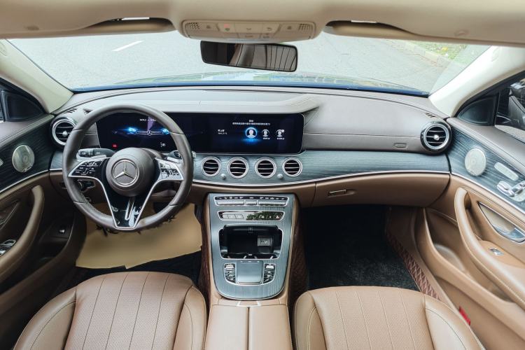 Used Mercedes-Benz E-Class 2023 E 300 L Luxury Model Interior 6