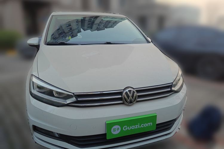 Used Volkswagen Touran 2018 Volkswagen Touran L 280TSI DSG Comfort Edition 7-seater
