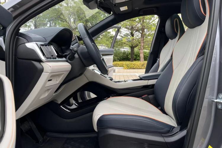 Used BYD Song PLUS New Energy 2021 DM-i 110KM Flagship PLUS Interior 1