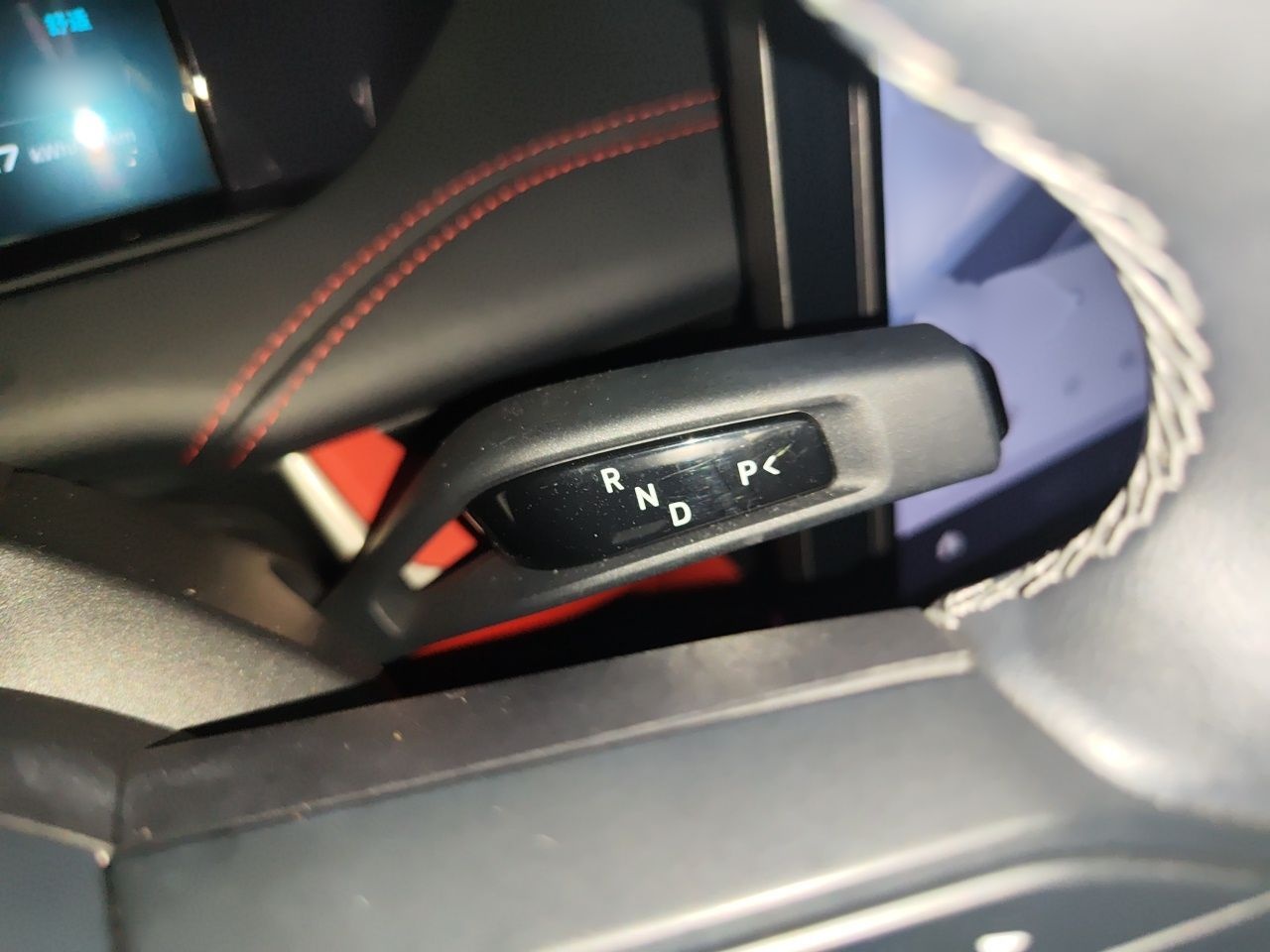 Xiaomi Auto SU7 2024 Rear-Drive Long-Range Intelligent Driving Version — снимка 13