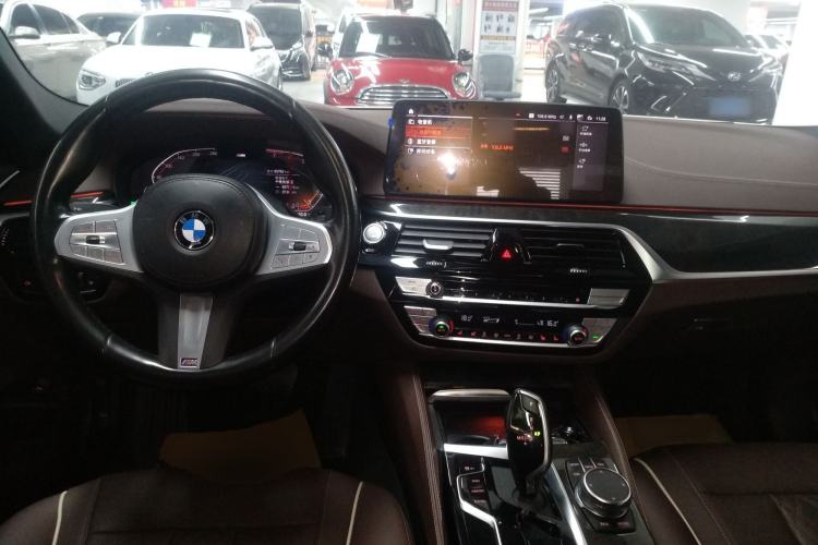 Used BMW 5 Series 2022 Second Facelift 525Li M Sport Package