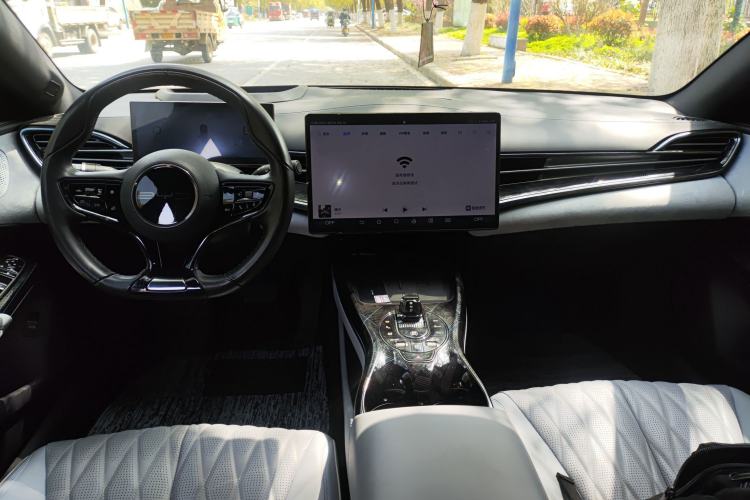 Used BYD Seal 2022 650 km All-Wheel-Drive Performance Version
