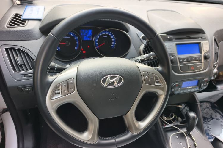 Used Hyundai ix35 2015 2.0L Automatic 2WD Smart Type China IV
