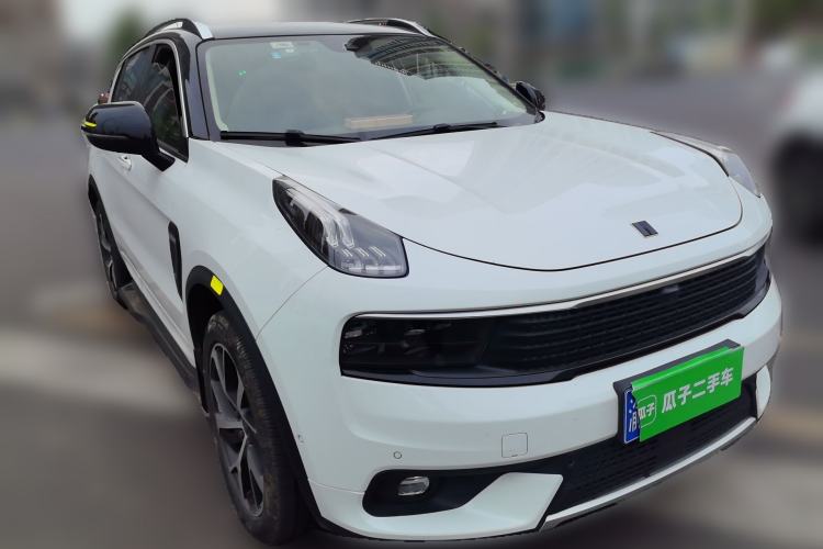 Used Lynk & Co 01 2017 2.0T Four-Wheel Drive Pro Edition Front Right 45 Deg