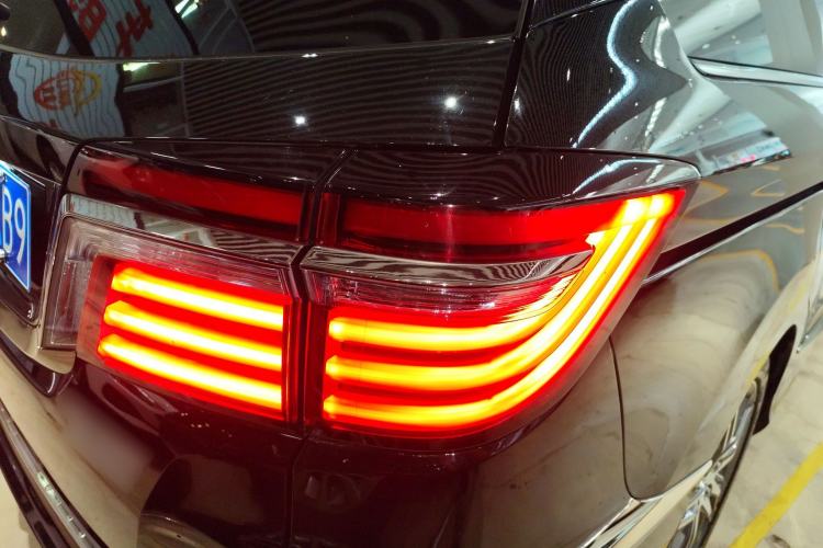 Used Honda Elysion 2019 2.0L Hybrid Luxury Edition
