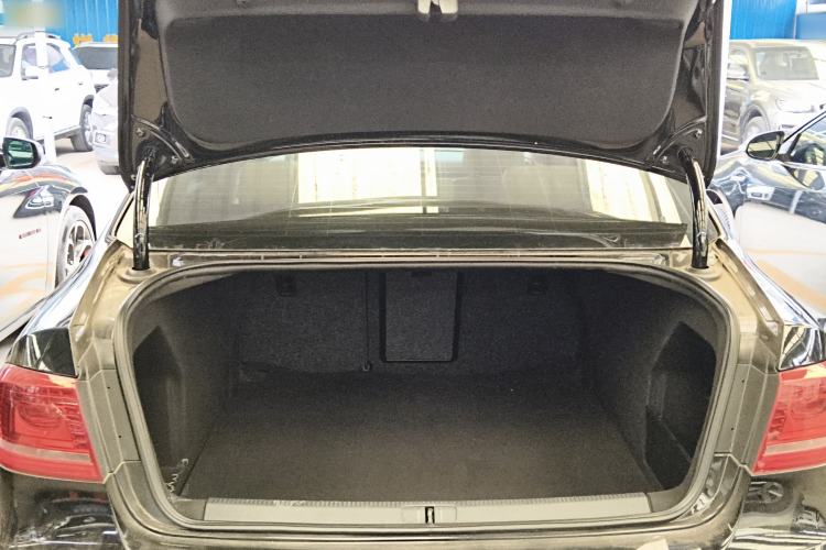 Used Volkswagen Magotan 2013 1.8TSI Premier Model