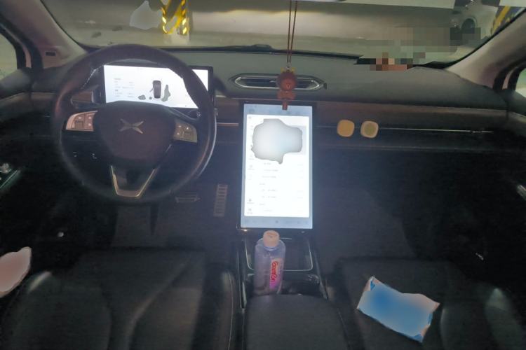 Used XPeng P5 2021 550E Center Console