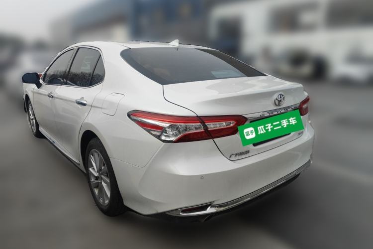 Used Toyota Camry 2023 2.0G Luxury Edition
