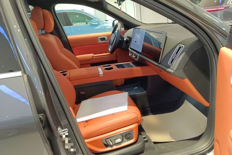 Used Li Auto L8 2025 Ultra Smart Refreshed Edition