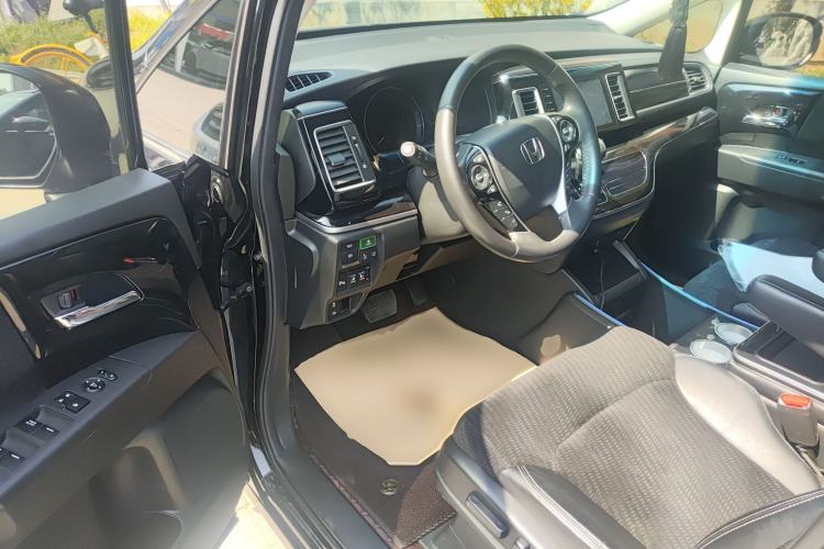 Used Honda Elysion 2019 2.0L Hybrid Comfort Edition
