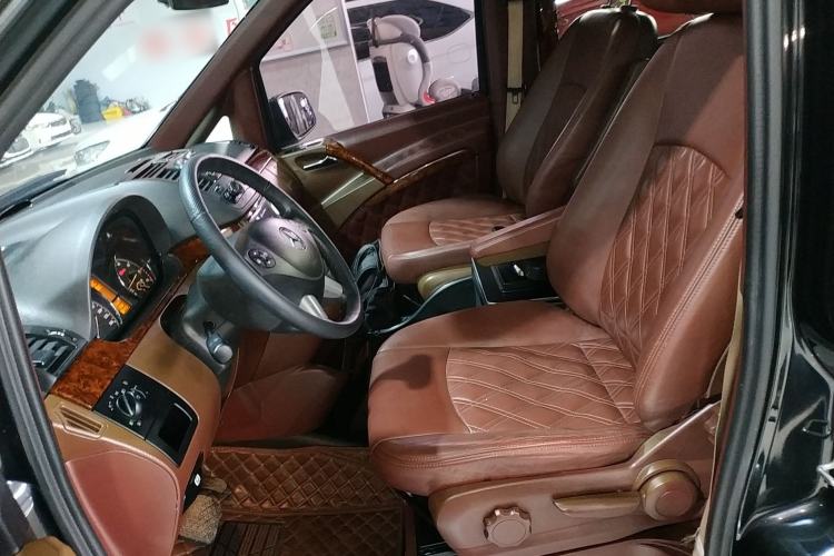 Used Mercedes-Benz Viano 2013 3.0L Comfort Edition Left Front Seat