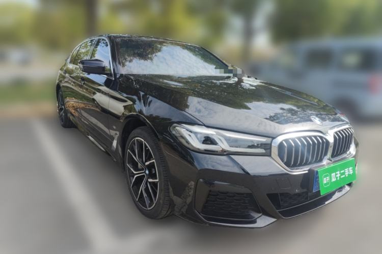 Used BMW 5 Series 2023 530Li Luxury Edition M Sport Package Front Right 45 Deg