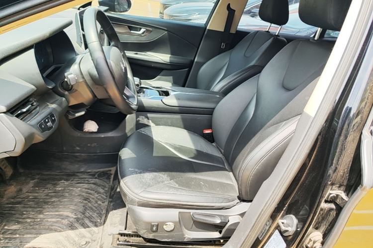Used Hongqi E-QM5 2021 Charging T3 Version 4 Seats