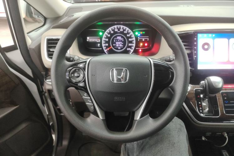 Used Honda Odyssey 2015 Revised 2.4L Luxury Edition