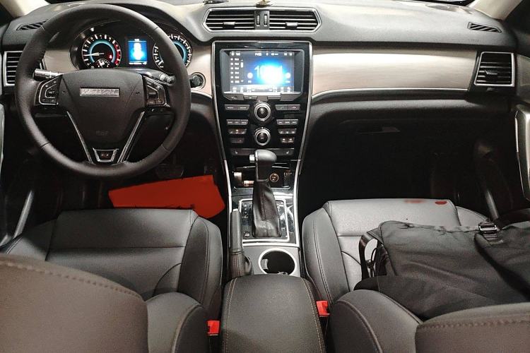 Used Haval H2 2017 Red-Label 1.5T Automatic Two-Wheel Drive Elite Model