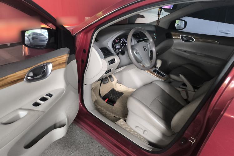 Used Nissan Sylphy 2014 1.6XV CVT Deluxe Edition