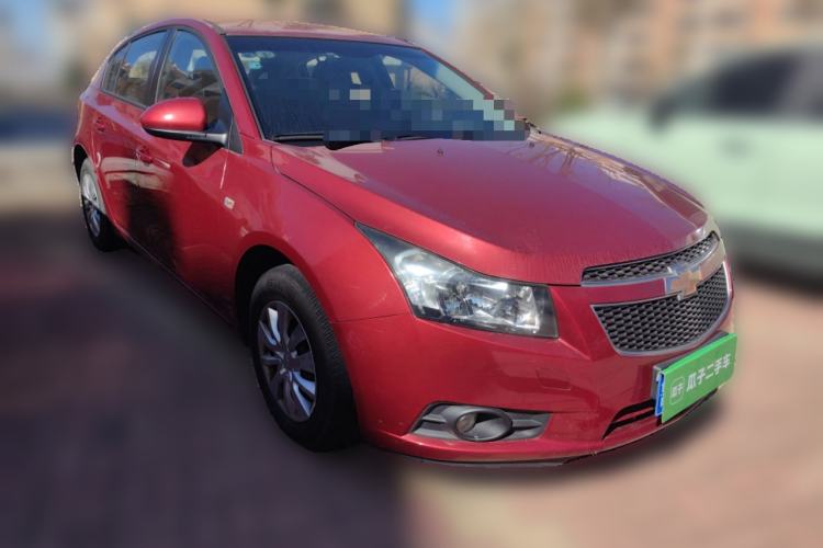 Used Chevrolet Cruze 2015 Hatchback 1.6L Manual Comfort Edition